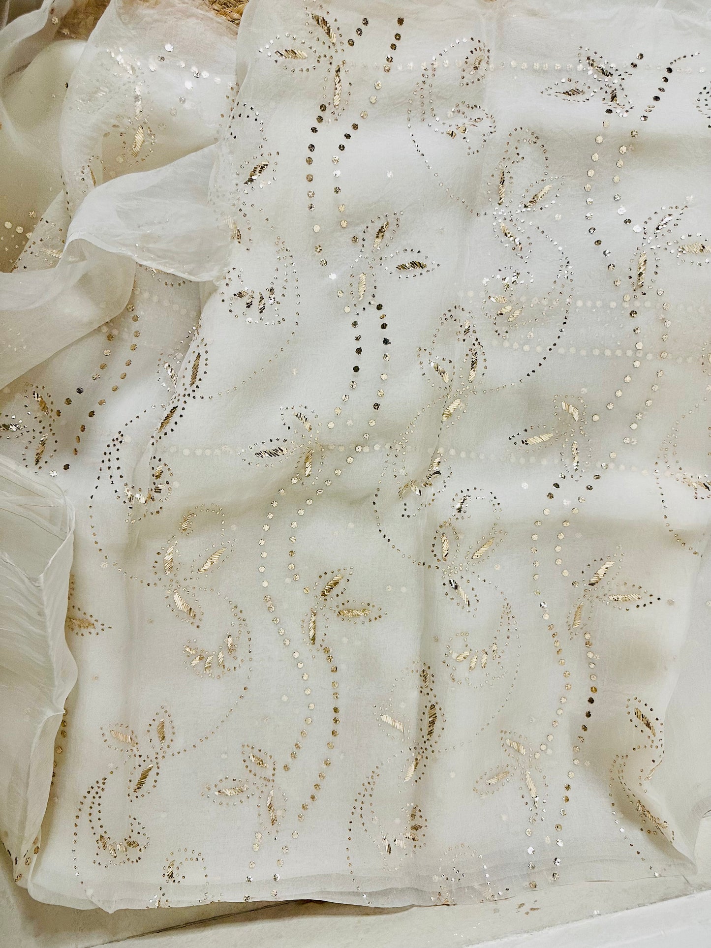 Pure organza mukaish and kamdani work suit
