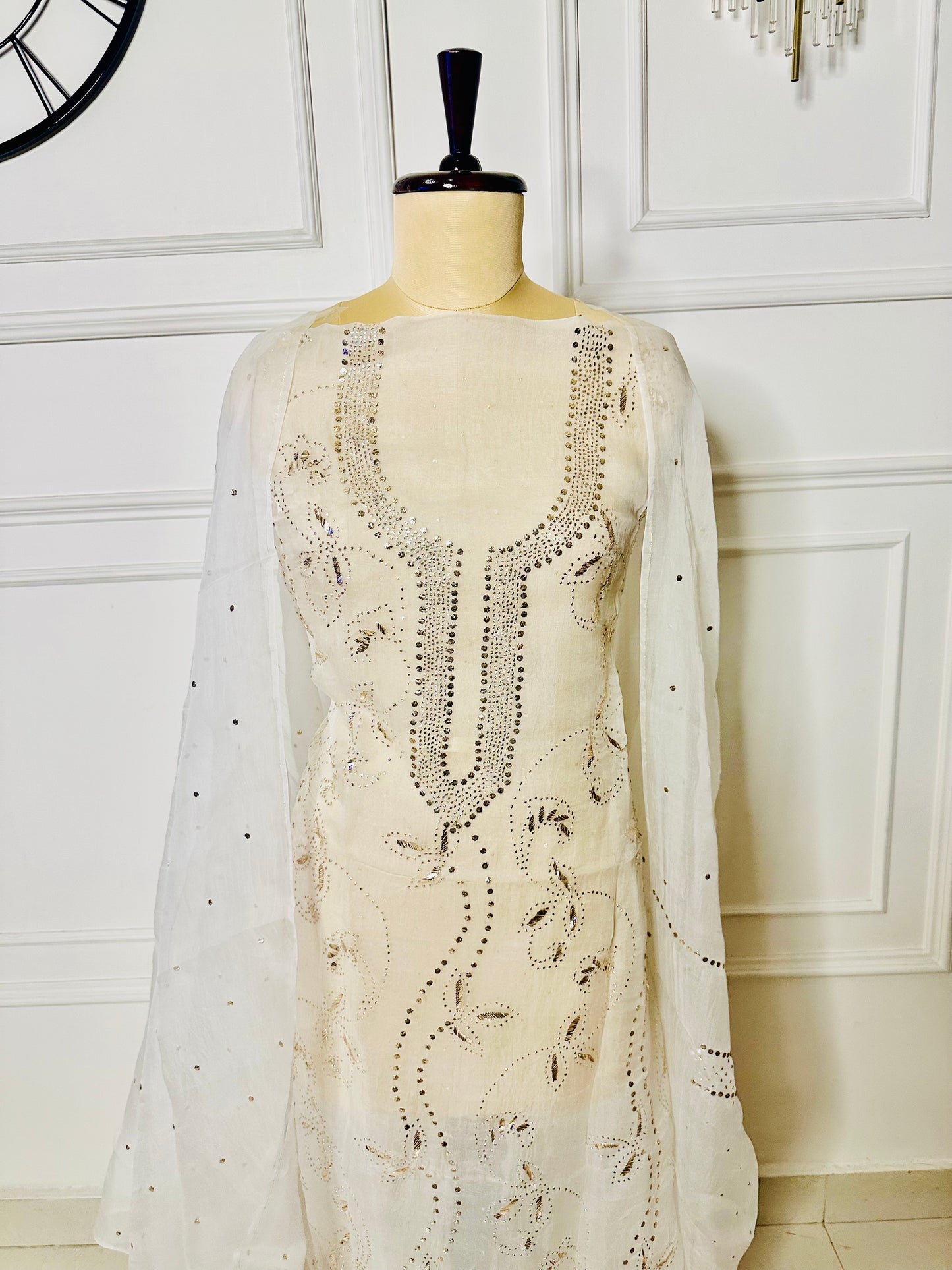 Pure organza mukaish and kamdani work suit